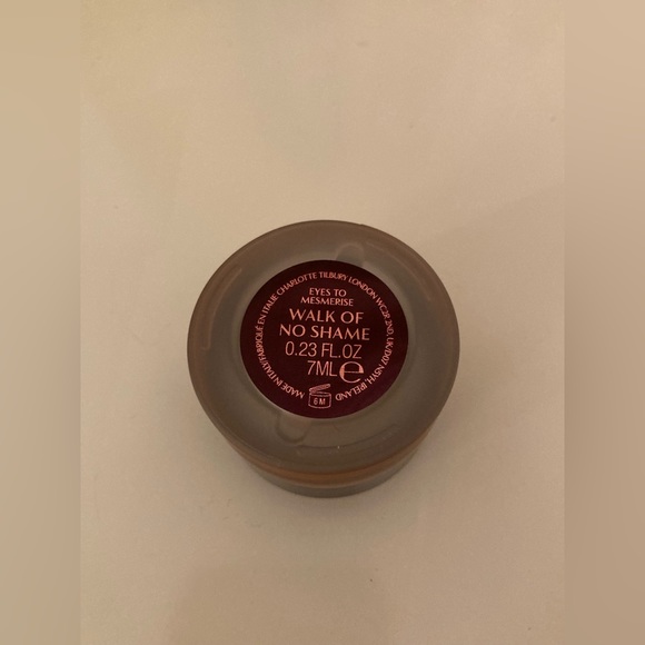 Brand New Charlotte Tilbury eyes to mesmerize Walk of no shame single eyeshadow - Picture 8 of 10